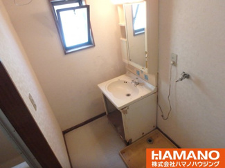 【洗面所】 | コーポ玉戸西原2号館 | 脱衣スペースもあります