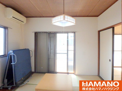 【和室】 | コーポ玉戸西原2号館 | 畳の上でゆっくりとくつろげる和室です