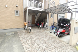 【エントランス】