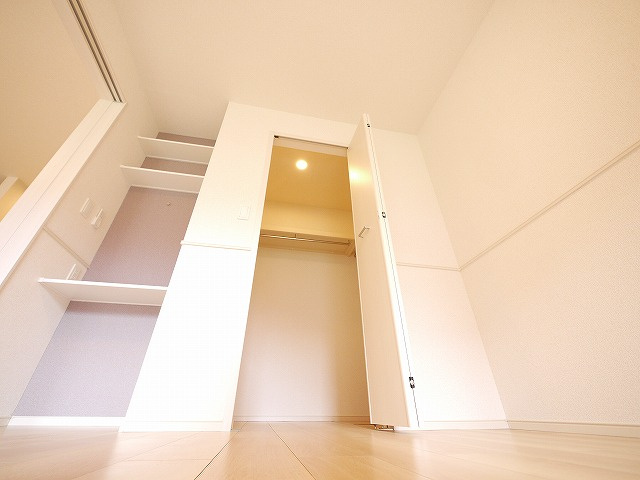 グレイス木津川　Ⅱの収納