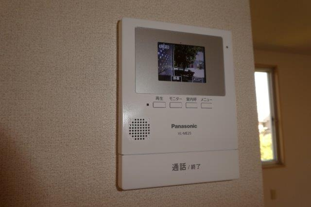 グランディールBのセキュリティ|ＴＶインターホン
