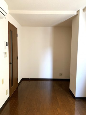 【洋室】 | エトワール関谷 | 落ち着いた色調の洋室です