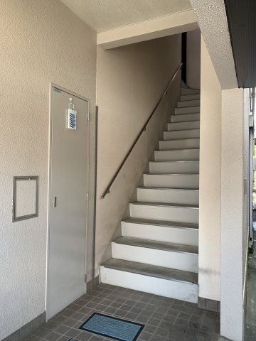 【エントランス】 | エトワール関谷 | エントランスです