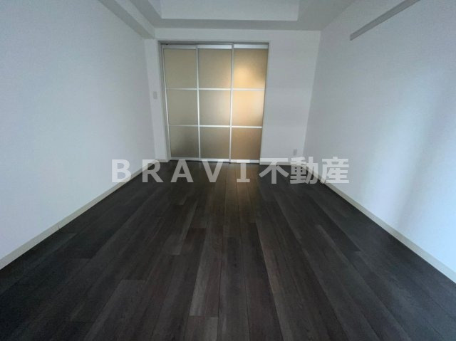 プレサンス堺筋本町駅前　BRAVI不動産の洋室|【プレサンス堺筋本町駅前】使い勝手のいい洋室です