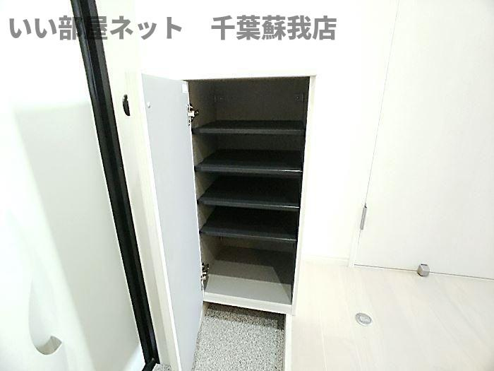 BRIX葛城の玄関|明るい玄関です