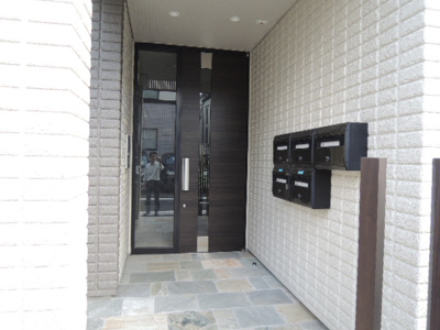 【エントランス】