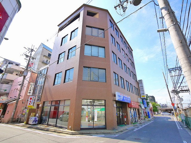 スギタビル