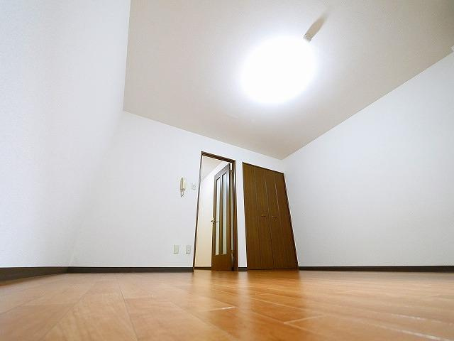 ベルコリーヌ紺屋の居間・リビング|ゆったり過ごせる居間です