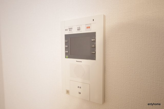 コンフォリア江坂　仲介手数料無料のセキュリティ