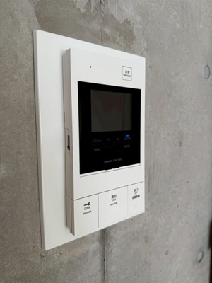 【セキュリティ】 | COCKTAIL-D/カクテル-D | 防犯対策に有効なカメラ付きインターホン！突然の来客にもバッチリ対応できちゃいます☆