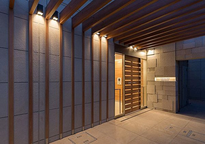 【エントランス】 | クレヴィアリグゼ世田谷松陰神社前