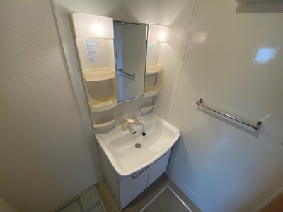 【独立洗面台】 | ヴィルヌープⅢ