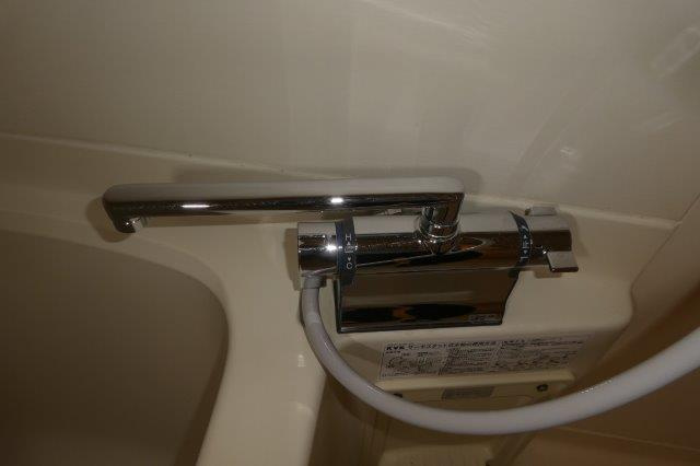 メモワールアイの浴室|サーモスタッド付き水栓