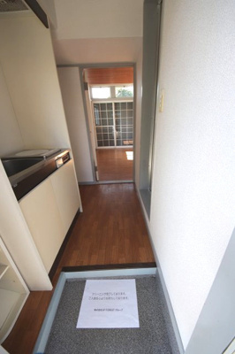 【玄関】 | シャルマンフジ行田壱番館 | ※同タイプの別の部屋の写真です。