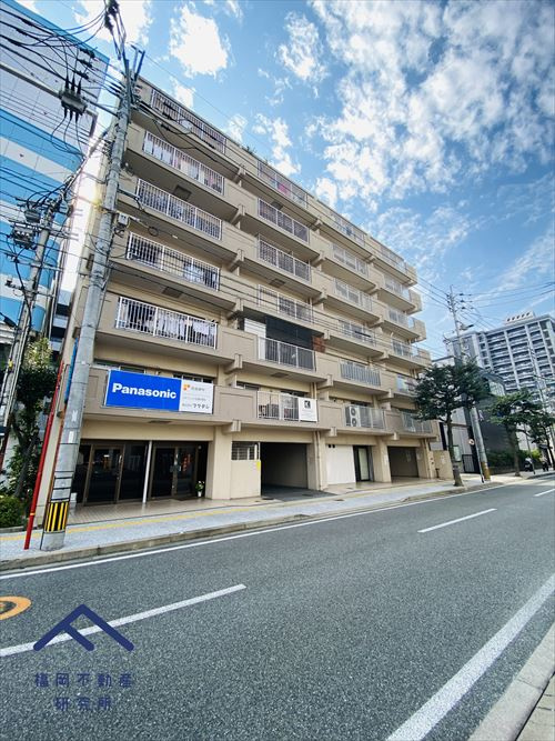 天神南ハイツの外観