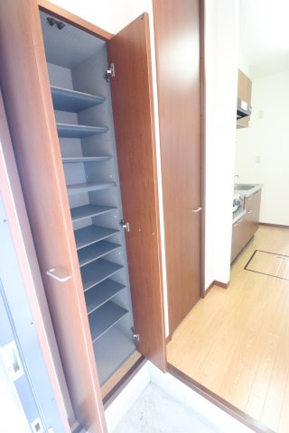 ディアコートの玄関