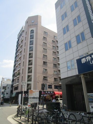 大阪市浪速区日本橋４丁目のビルの外観