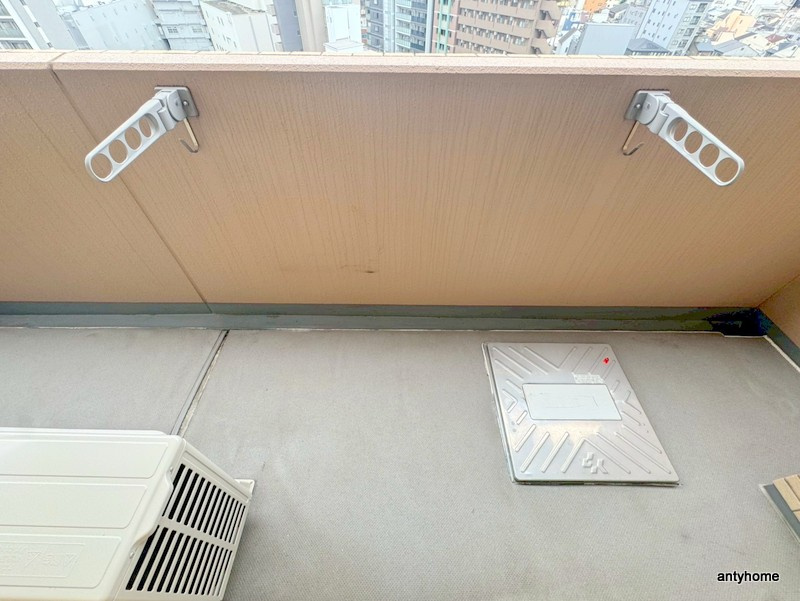 プレサンス梅田EAST　仲介手数料無料のバルコニー