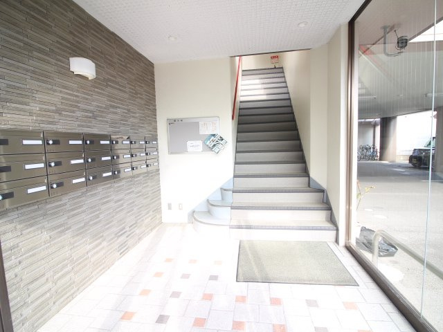 グレースヒル幸のエントランス|マンション入り口