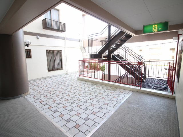 グレースヒル幸のロビー|共用廊下