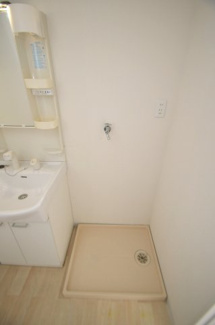  | ワタナベハイツ