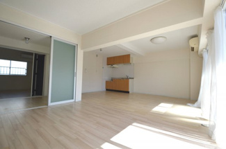 【居間・リビング】 | ワタナベハイツ