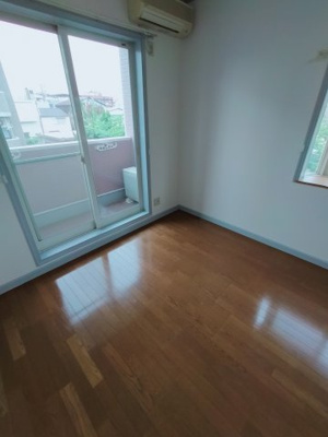  | ヴィラエムズ