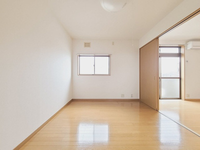 【居間・リビング】 | ヴィラ・ソーレ