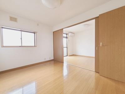 【居間・リビング】 | ヴィラ・ソーレ