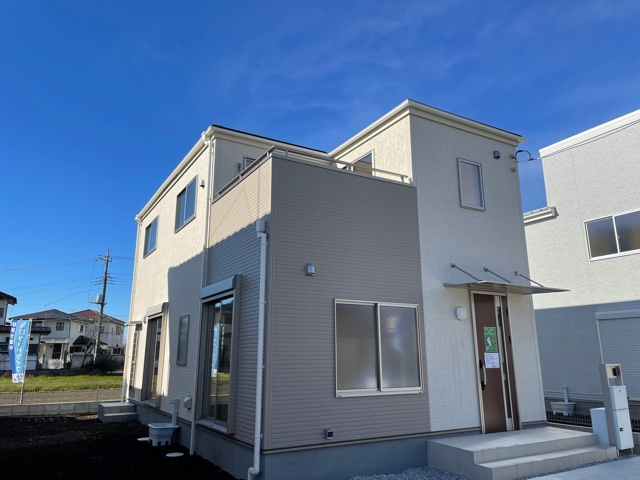 上里町金久保（全3棟）3号棟の外観|おしゃれな外観です