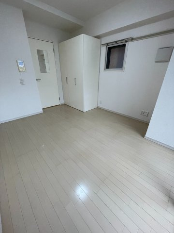 Verona府中Lussoの居間・リビング|※別号室参考写真です