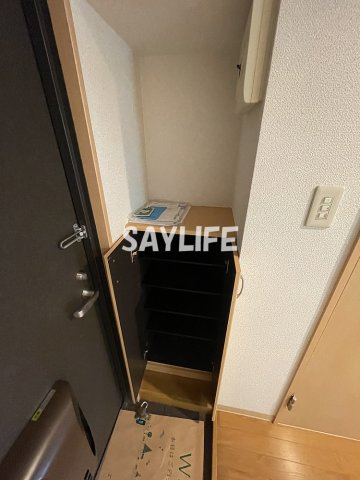 メゾンY.M..の玄関