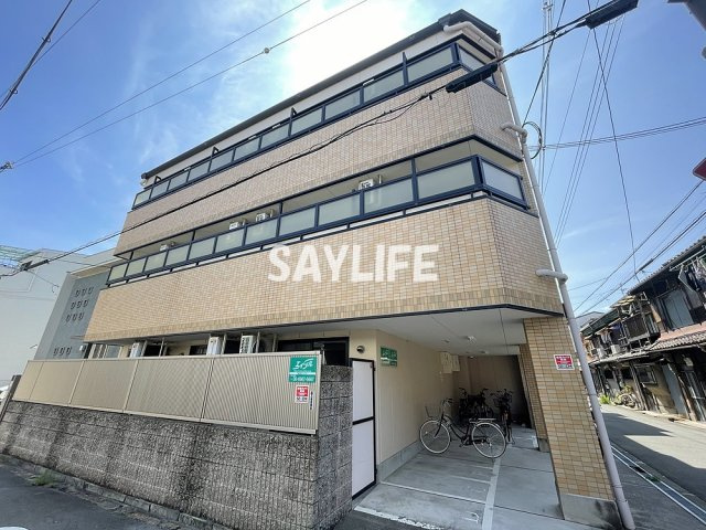 メゾンY.M..の外観