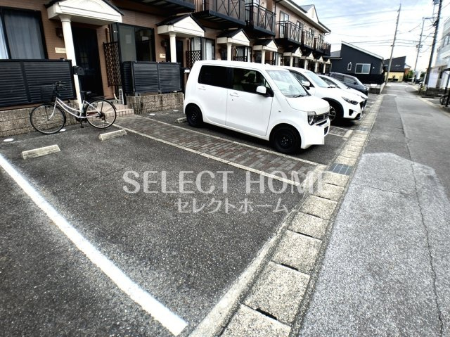 【駐車場】 | ファミール松花Ｂ | 駐車場完備です