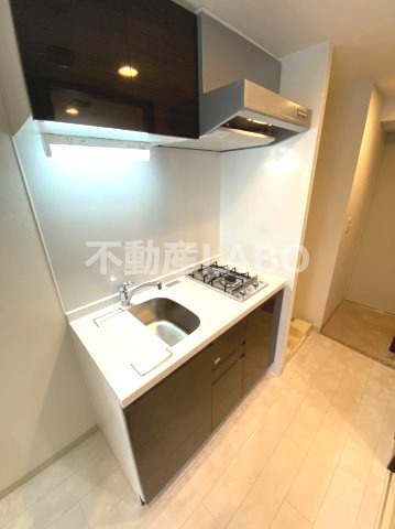 エステムコート難波WEST-SIDEⅥグラッドのキッチン