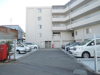 【駐車場】 | 機械式駐車場です。