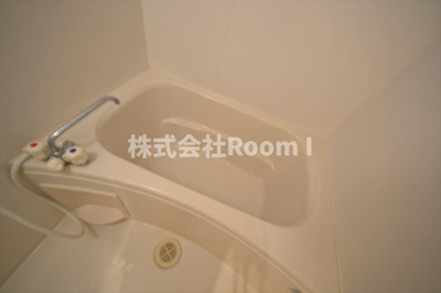 【浴室】 | キャピトル大手通 | お風呂です