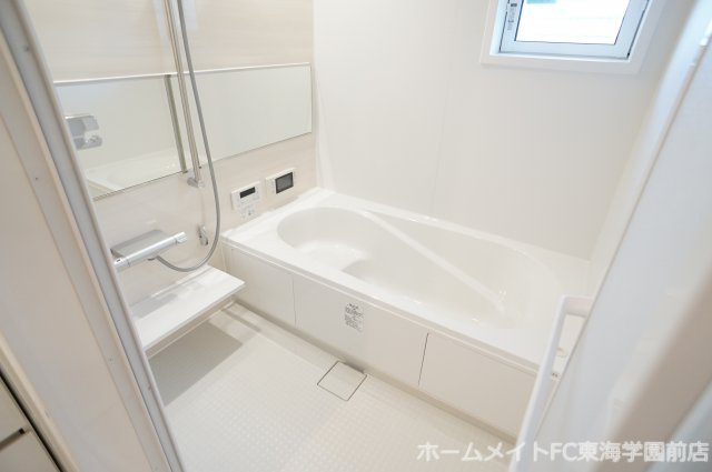 熊本市北区黒髪７丁目のアパートの浴室