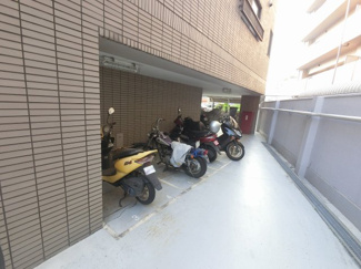 【その他共用部分】 | バイク置場です。