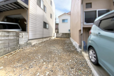 【外観】 | 伏見区羽束師菱川町　新築戸建 | 【お部屋情報】全室に収納が完備されているので、片付けが出来てお部屋が広く使えますね。