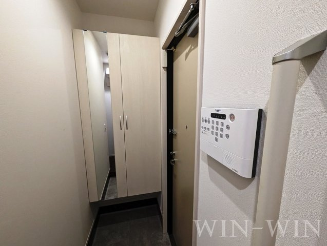 グランヴェール柱の玄関