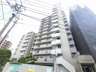 【外観】 | 総戸数７３戸、１９９１年７月築、管理人は日勤勤務につき管理体制良好です♪