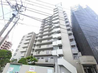 【外観】 | コスモ川崎スクエア | 総戸数７３戸、１９９１年７月築、管理人は日勤勤務につき管理体制良好です♪