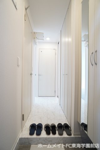 熊本市北区龍田陳内３丁目のアパートの玄関