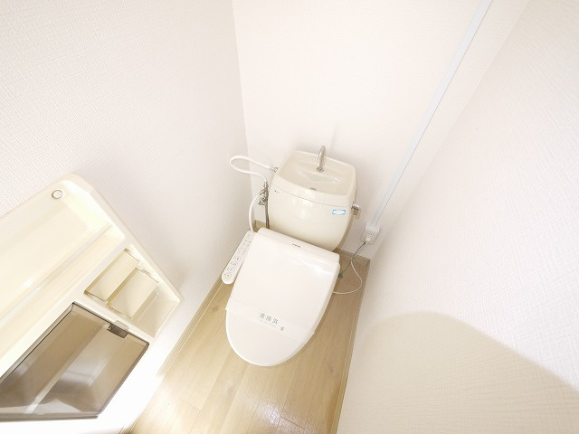 ヴィラージュ堀川Dのトイレ