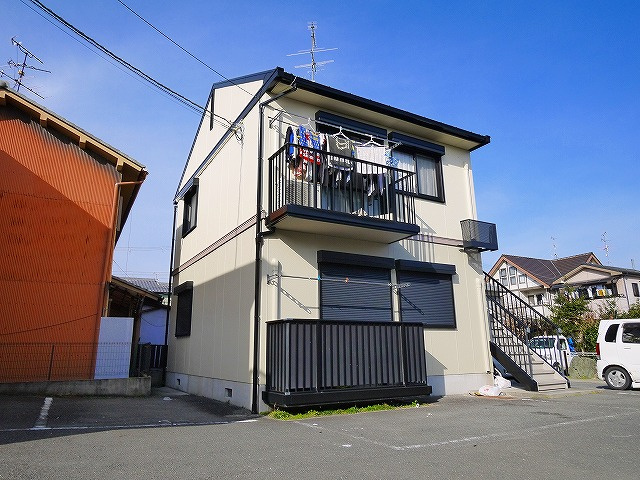ビレッジ堀川B