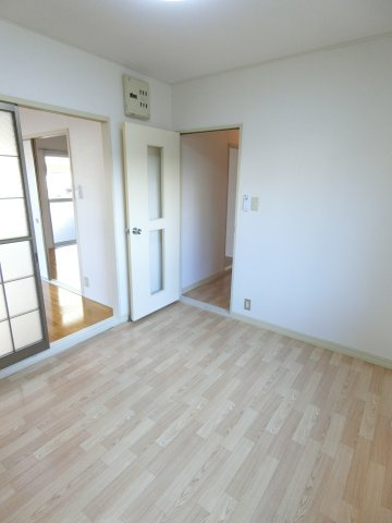 リバティ松本　B棟の内装