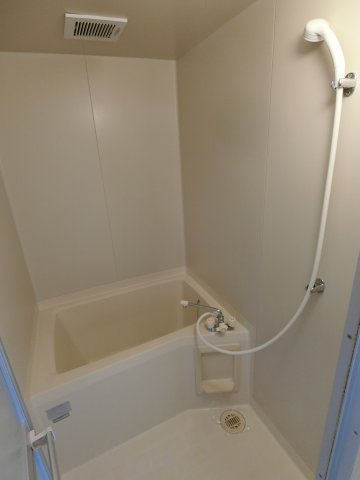 リバティ松本　B棟の浴室