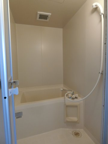 リバティ松本　B棟の浴室