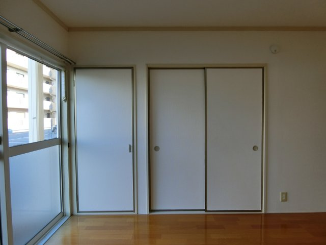 リバティ松本　B棟の収納